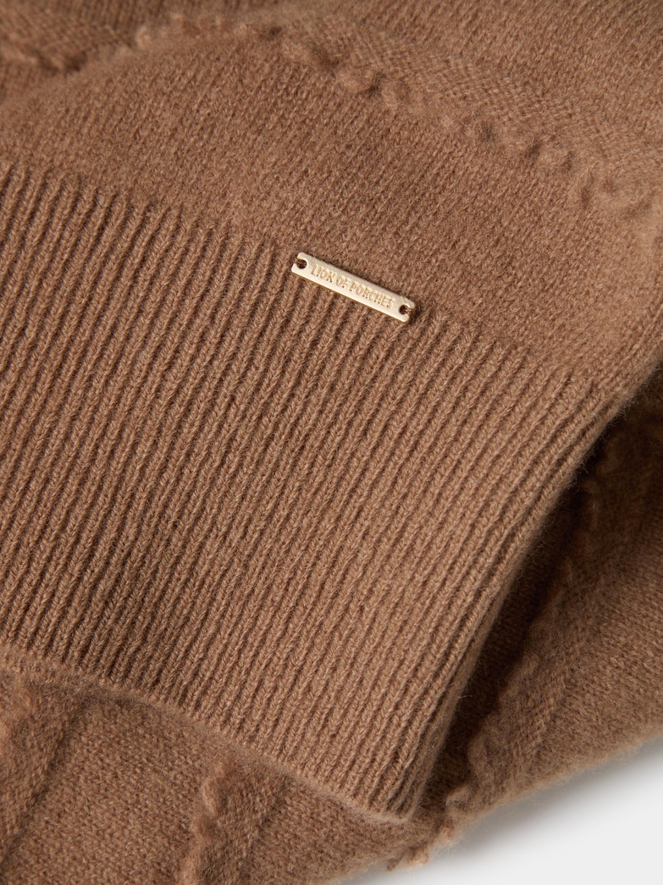 Camisola em Lã com Franjas