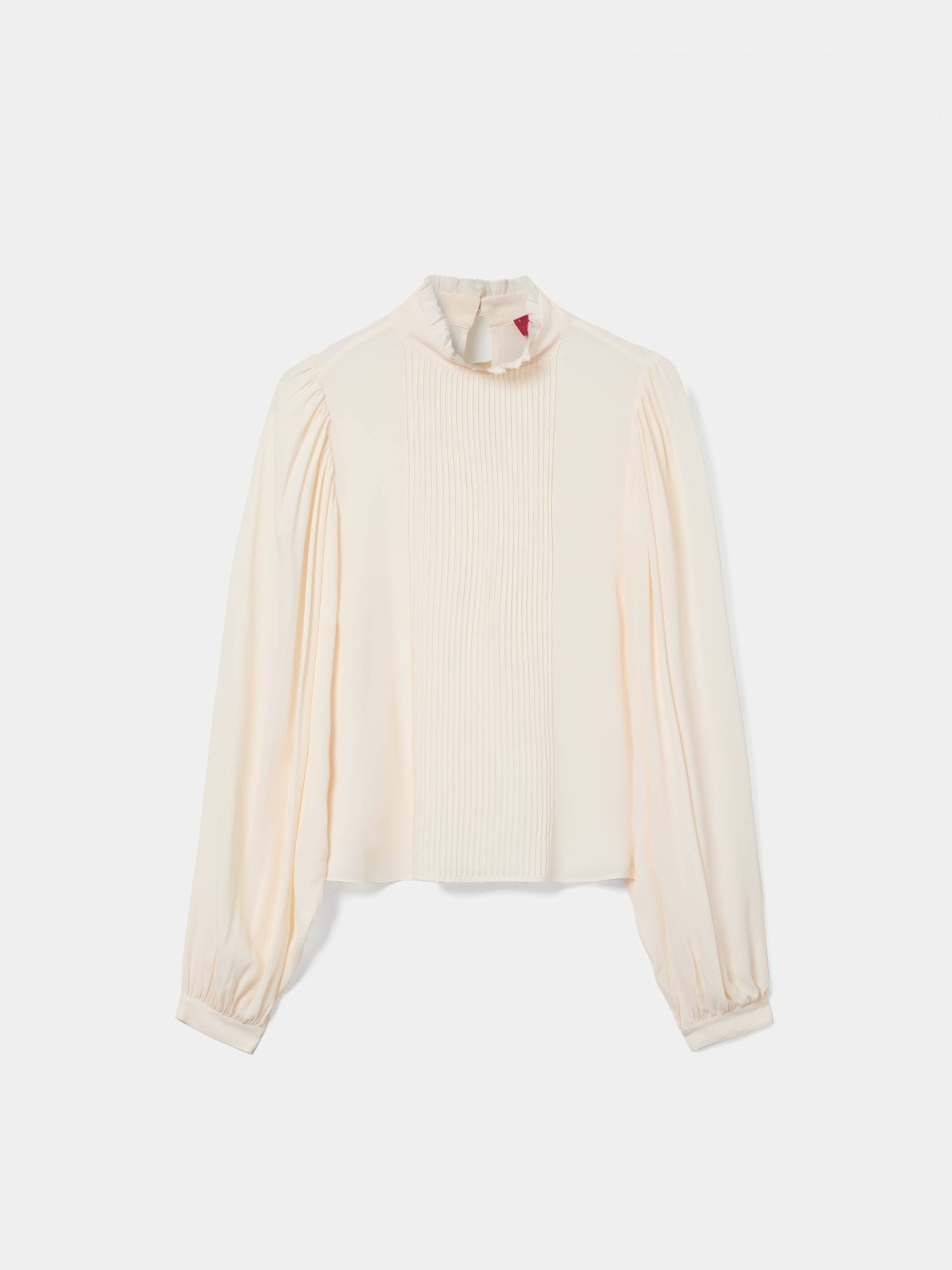 Blusa com Gola Subida e Detalhe Plissado