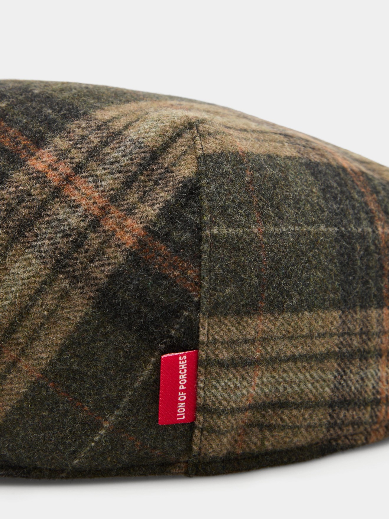 Boina com Padrão Tartan