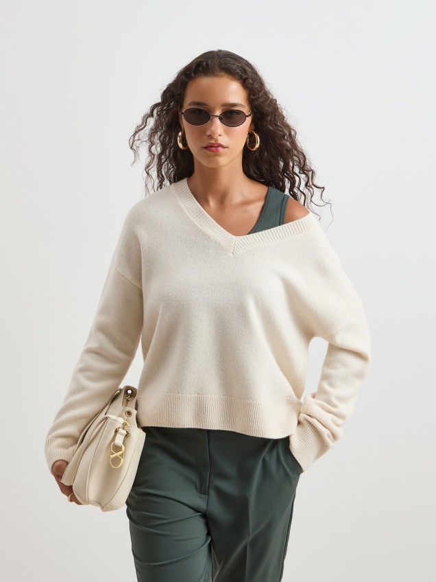 Camisola de Malha em Lã com Decote em V
