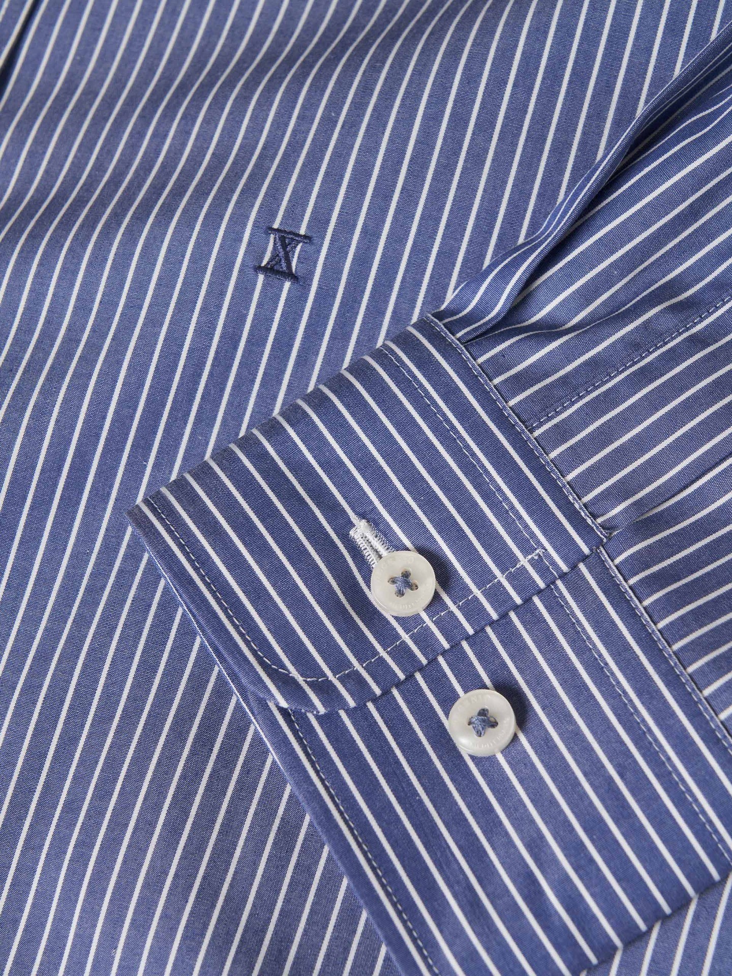Camisa às Riscas Regular Fit