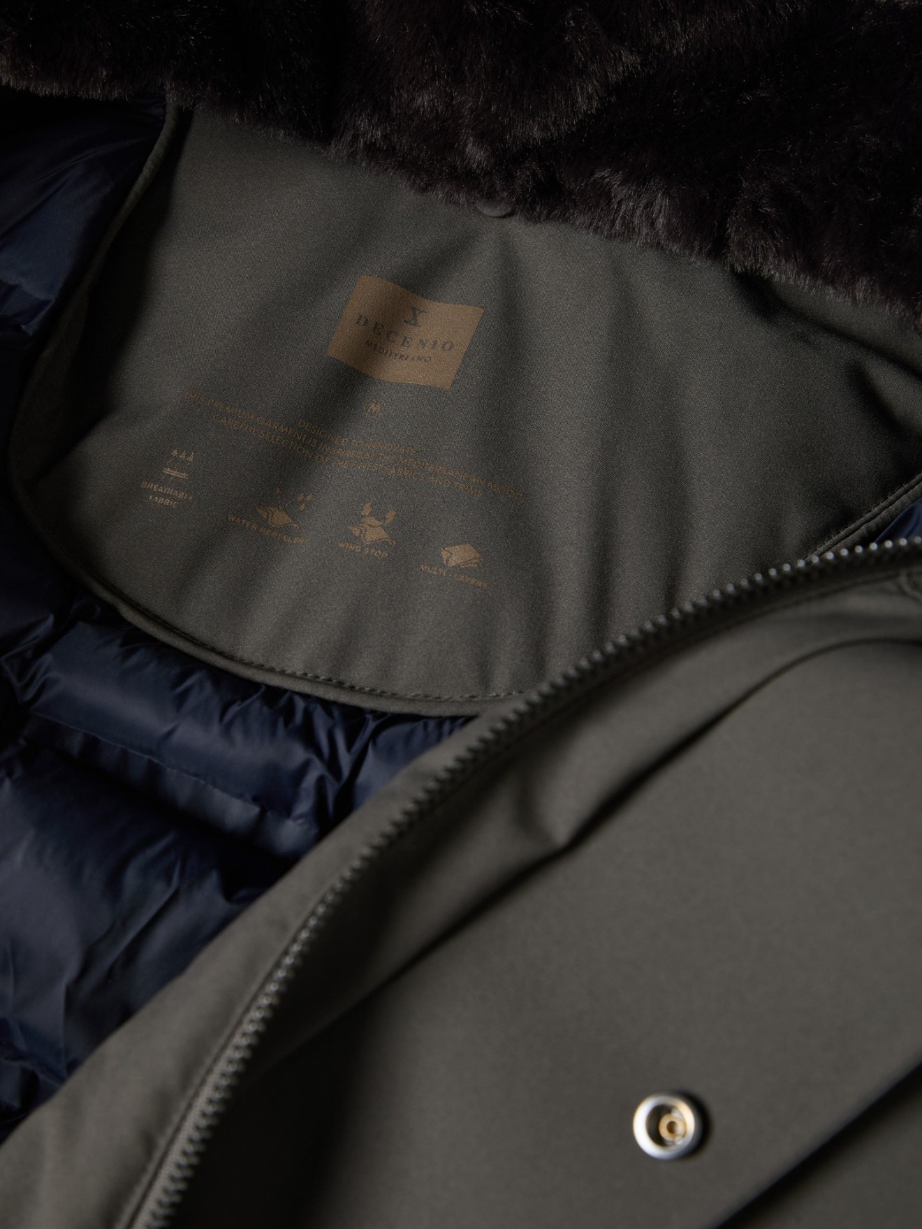 Parka Acolchoada Repelente à Água
