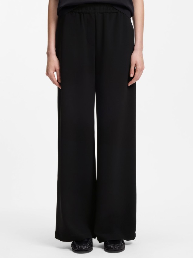 Cal�as Relaxed Fit