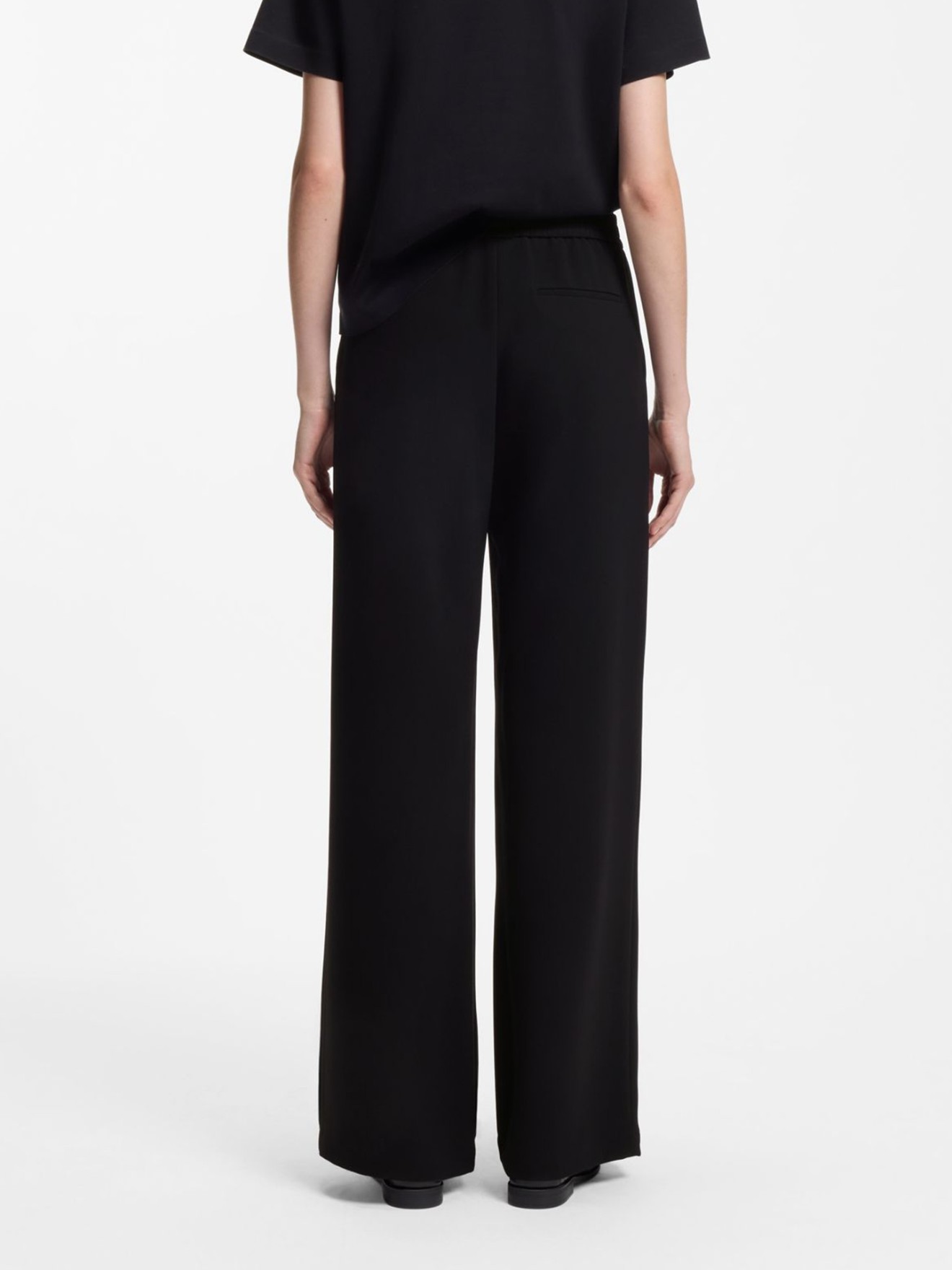 Cal�as Relaxed Fit