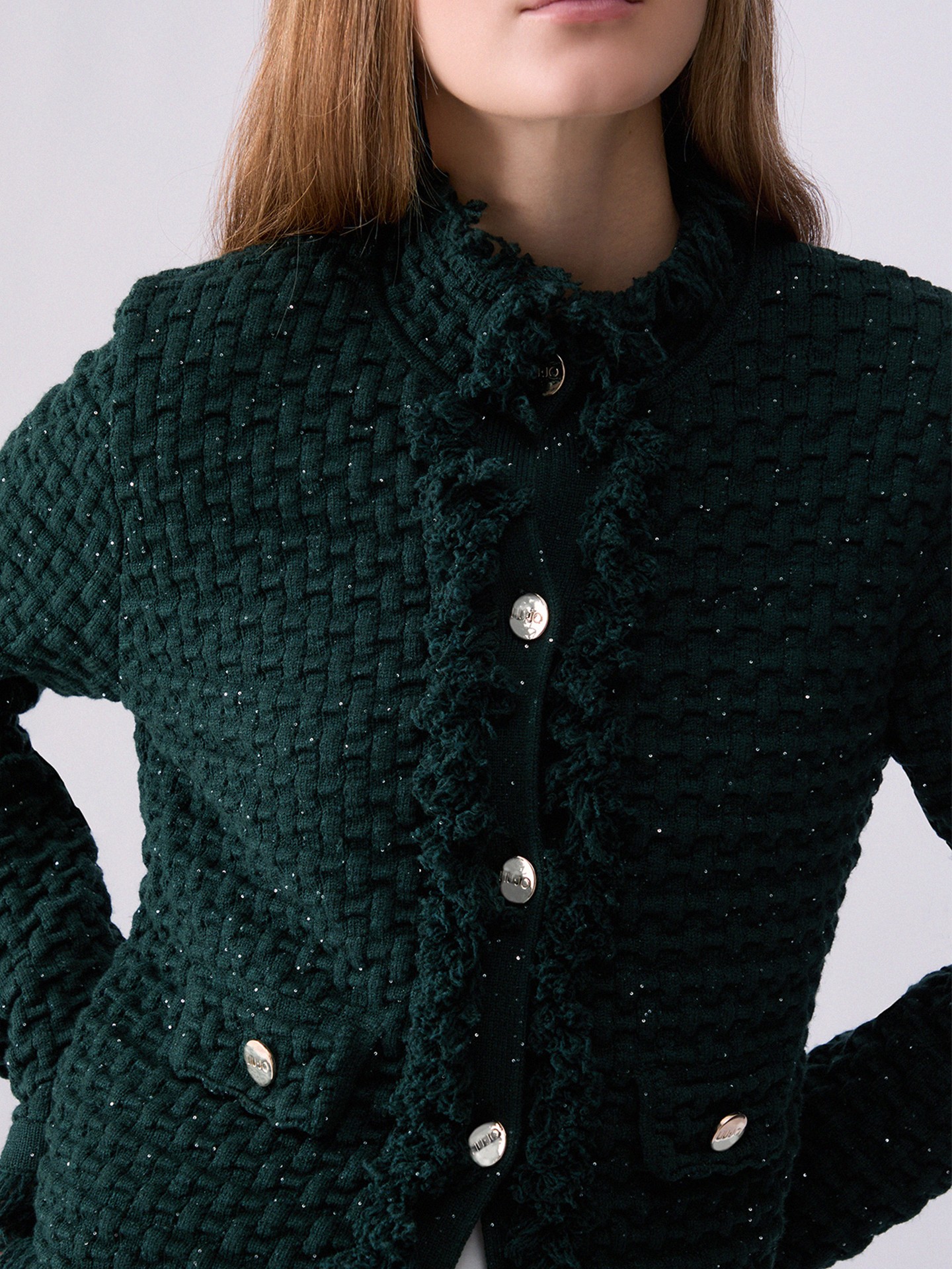 Casaco com Detalhes Desfiados
