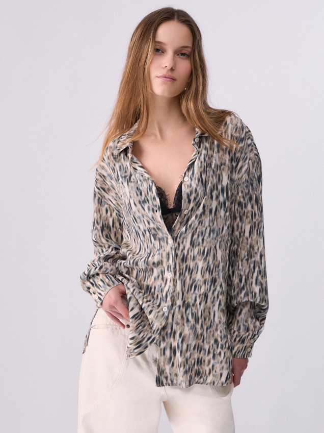 Camisa com Padr�o Animal Print