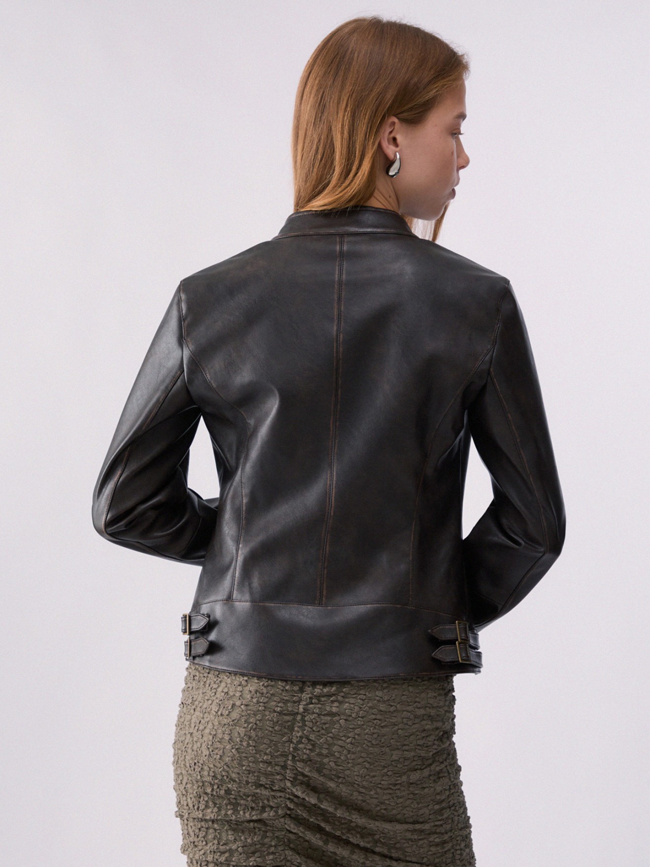 Blus�o Biker em Tecido Revestido