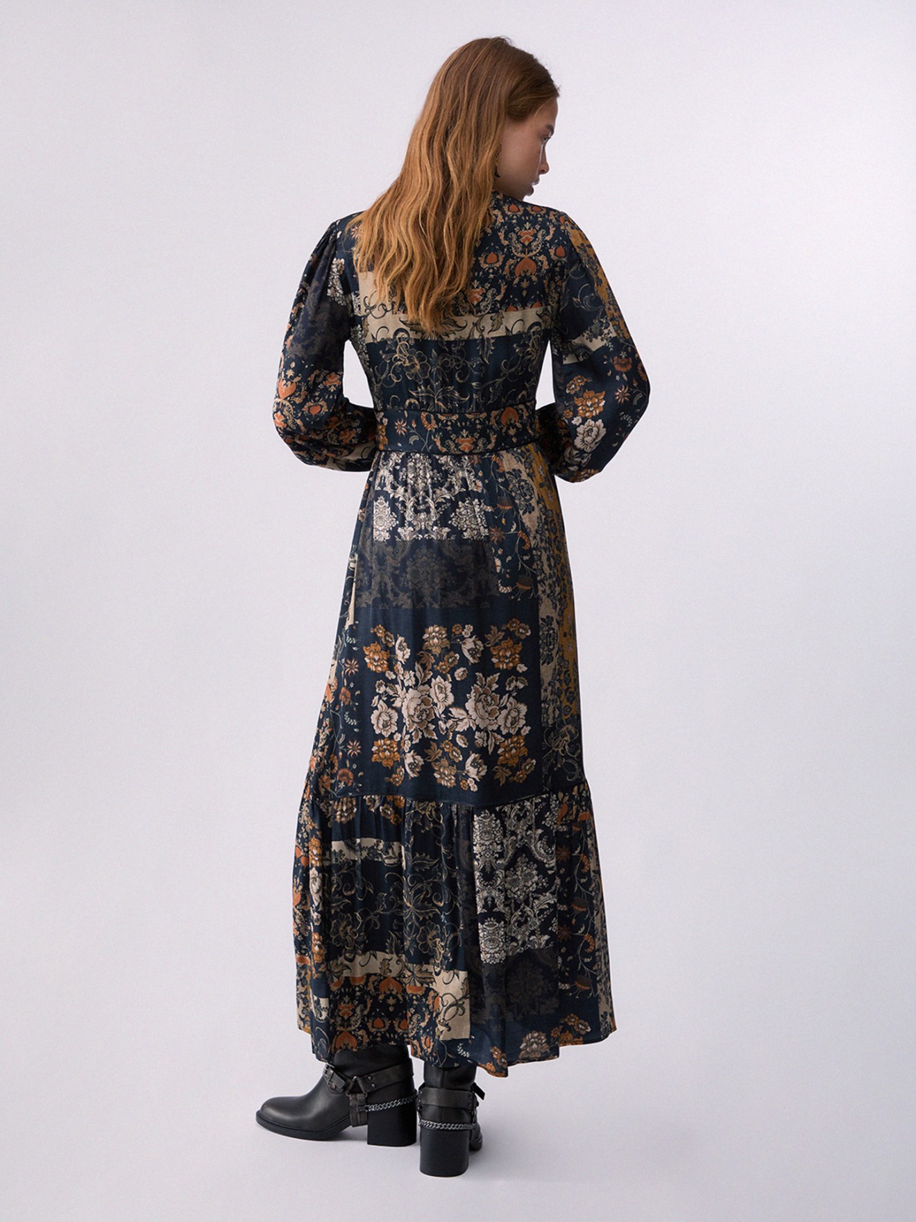 Vestido Comprido com Folhos