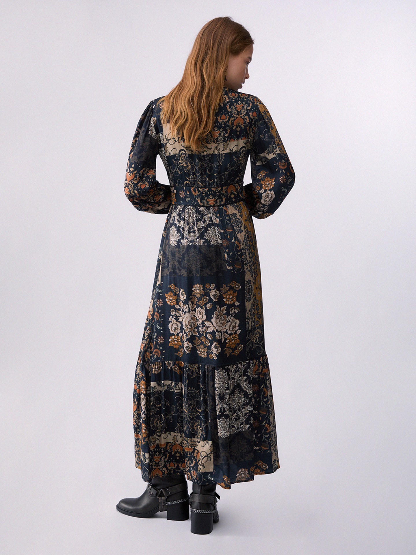 Vestido Comprido com Folhos
