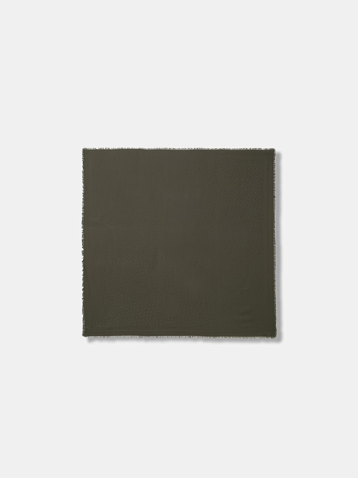 Lenço em Jacquard com Monograma