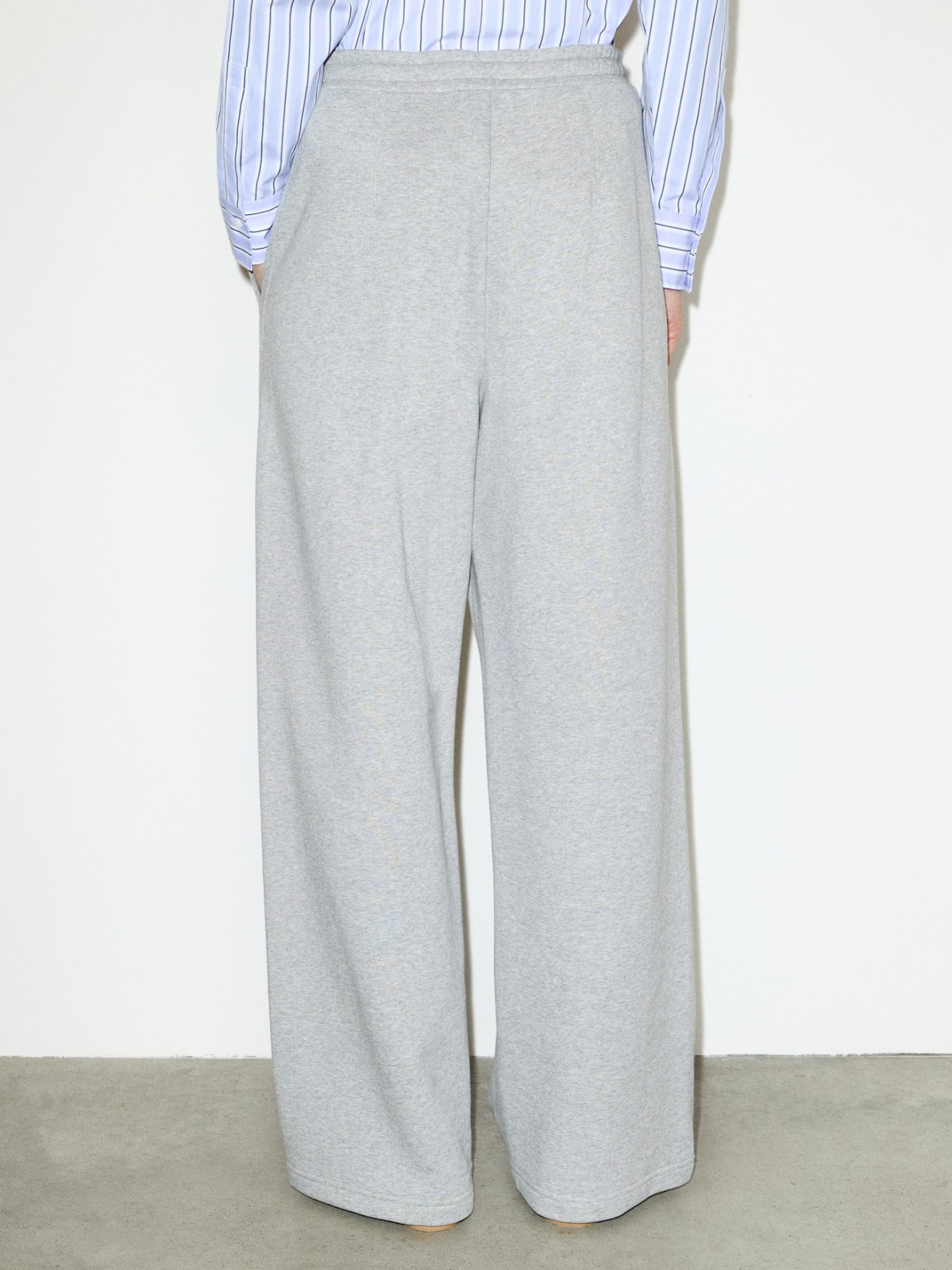 Calças Jogger MCOCAPSULA