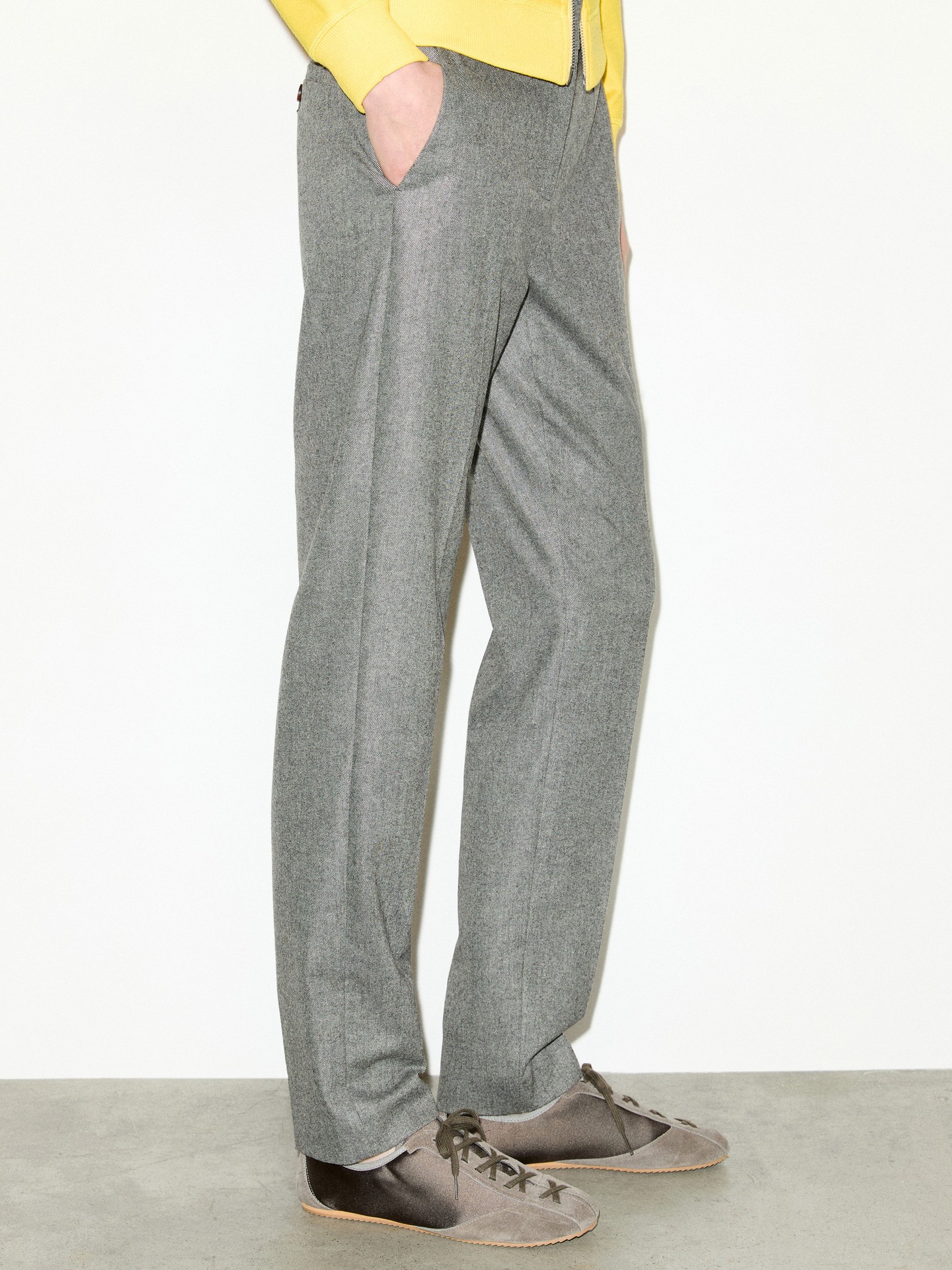 Calças em Flanela Slim Fit MCOPANNO