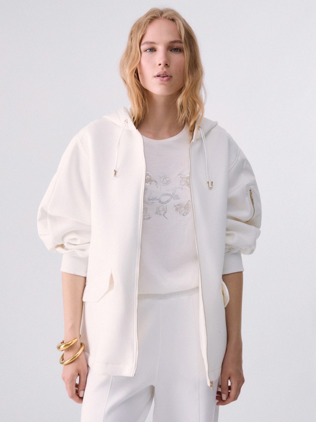 Blus�o Oversize com Capuz