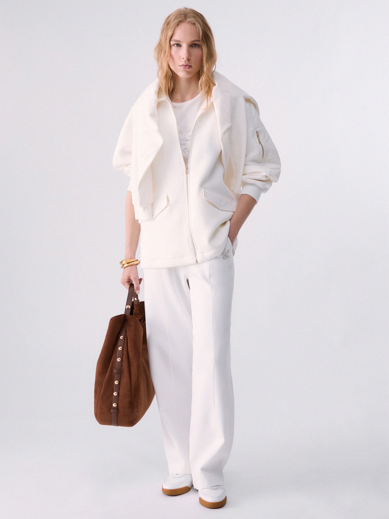 Blus�o Oversize com Capuz