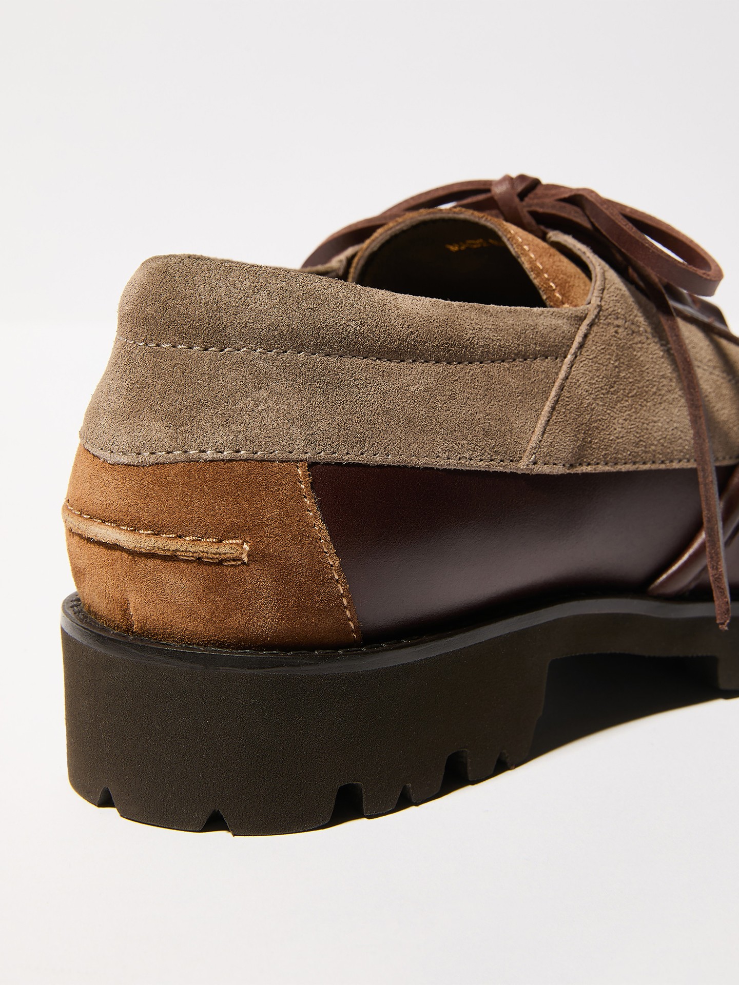 Sapatos de Vela MCALEALE