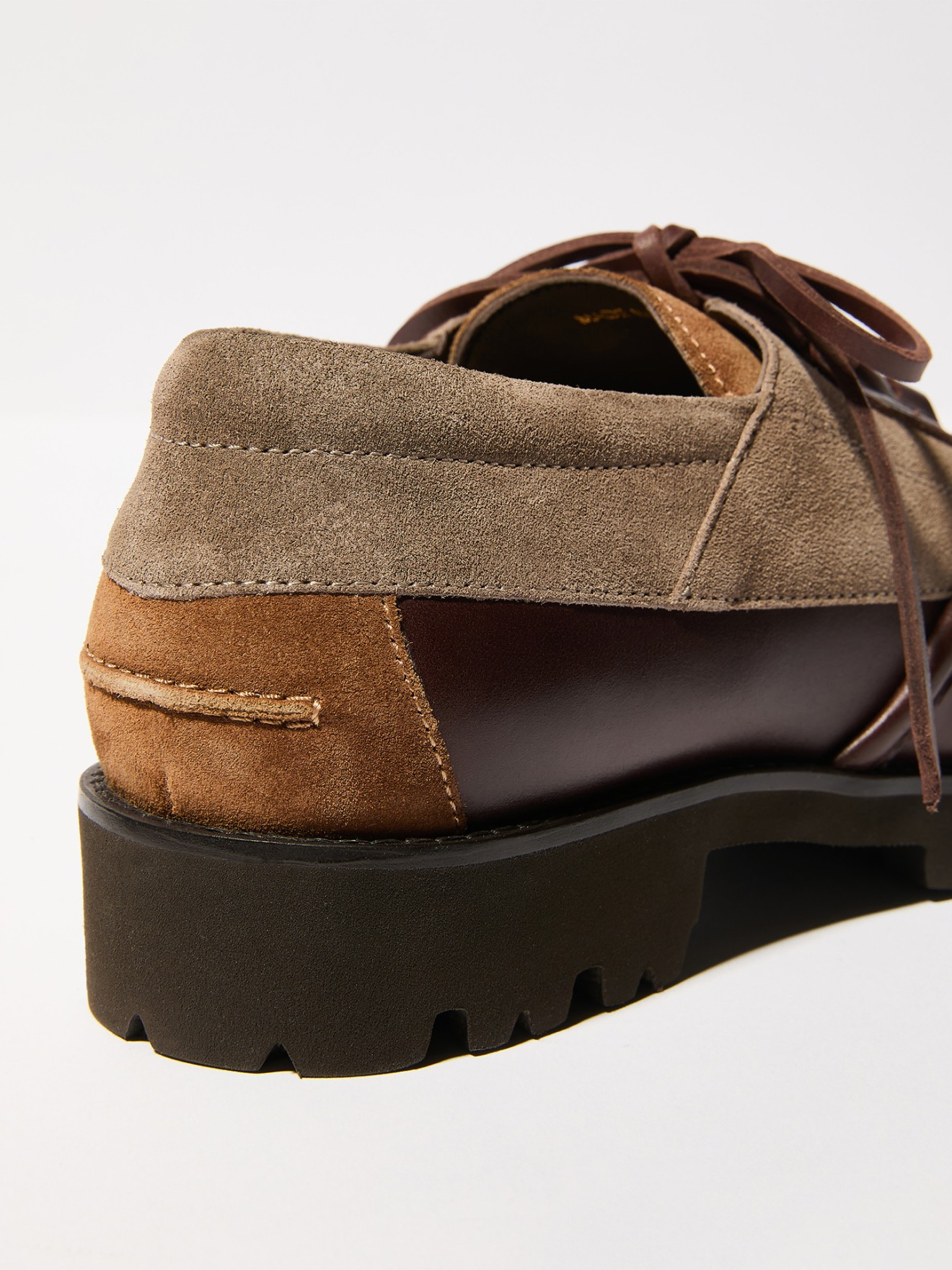 Sapatos de Vela MCALEALE
