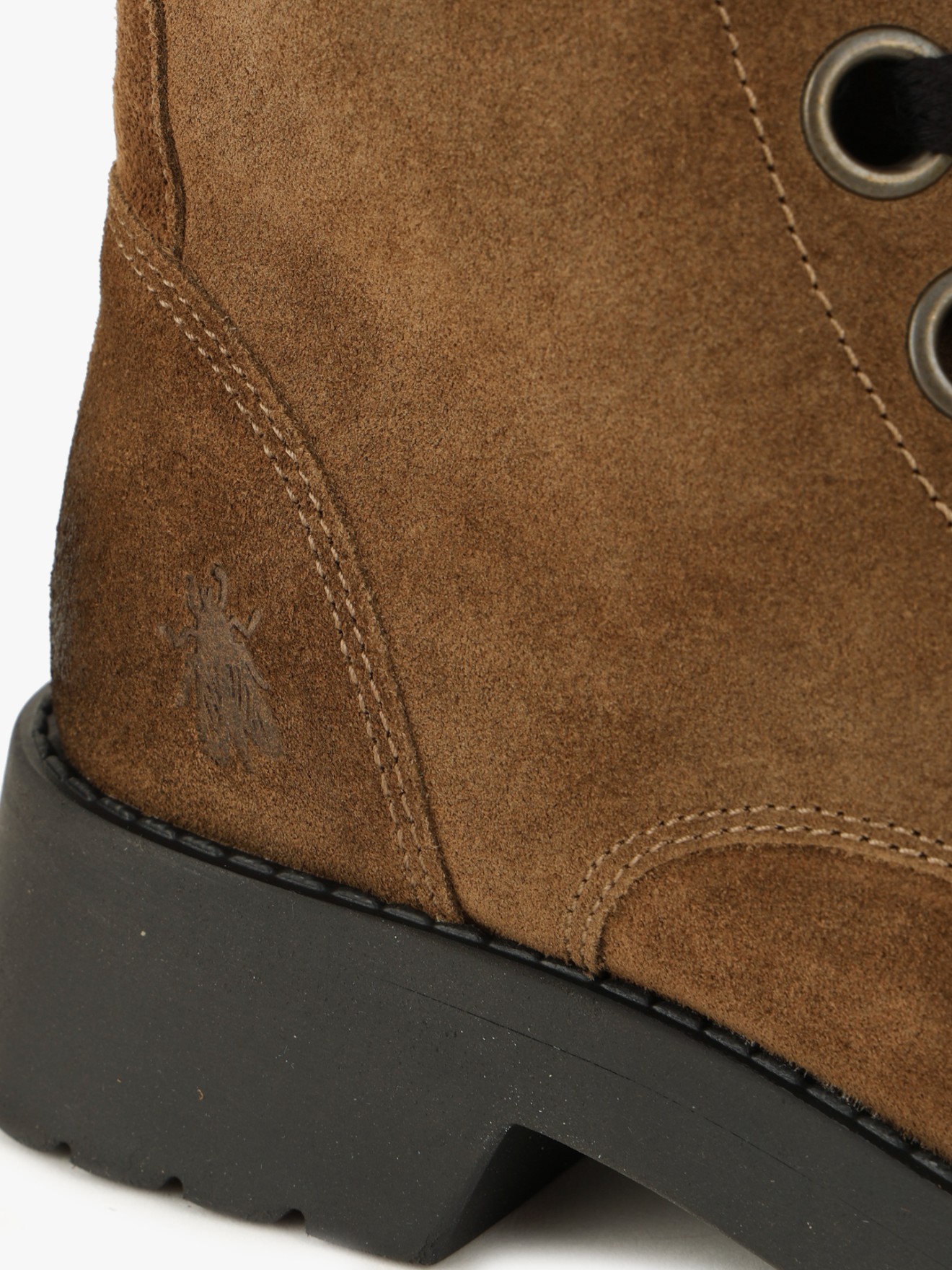 Botas com Atacadores Ramy