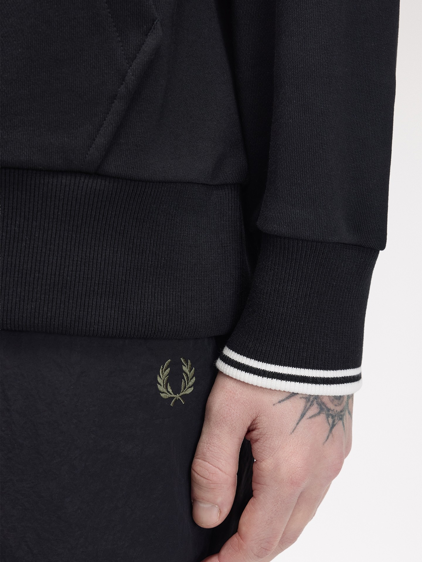 Sweatshirt com Capuz M3492