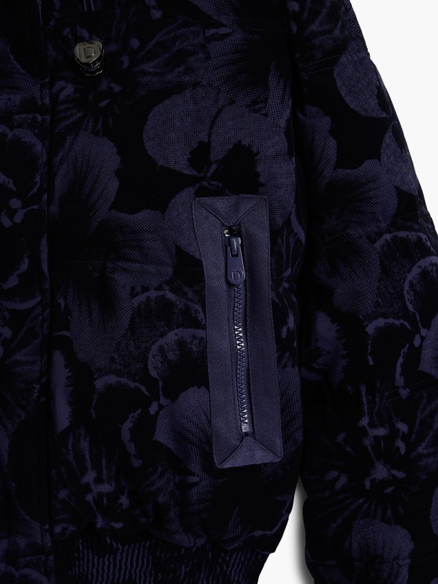 Blusão Acolchoado com Capuz e Padrão Floral