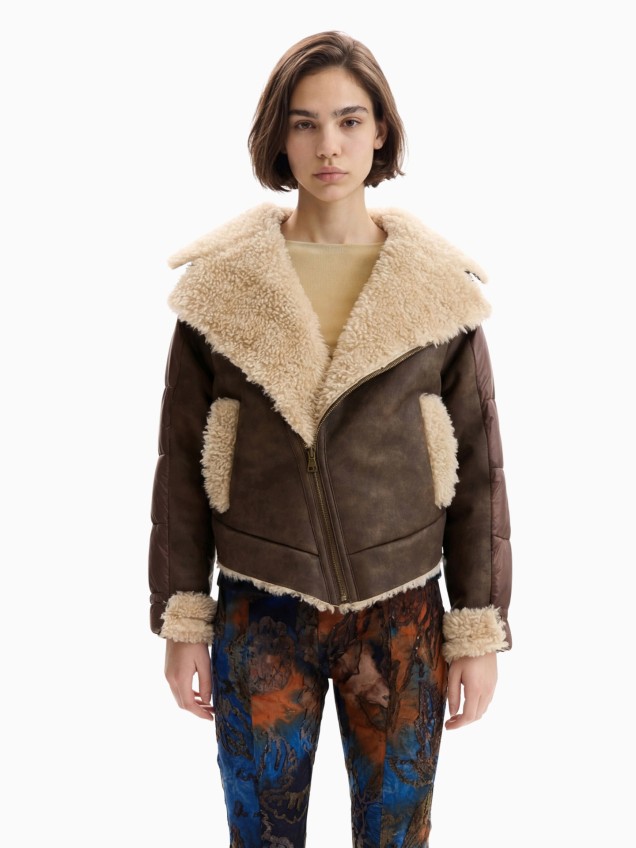 Casaco Dupla Face com Shearling