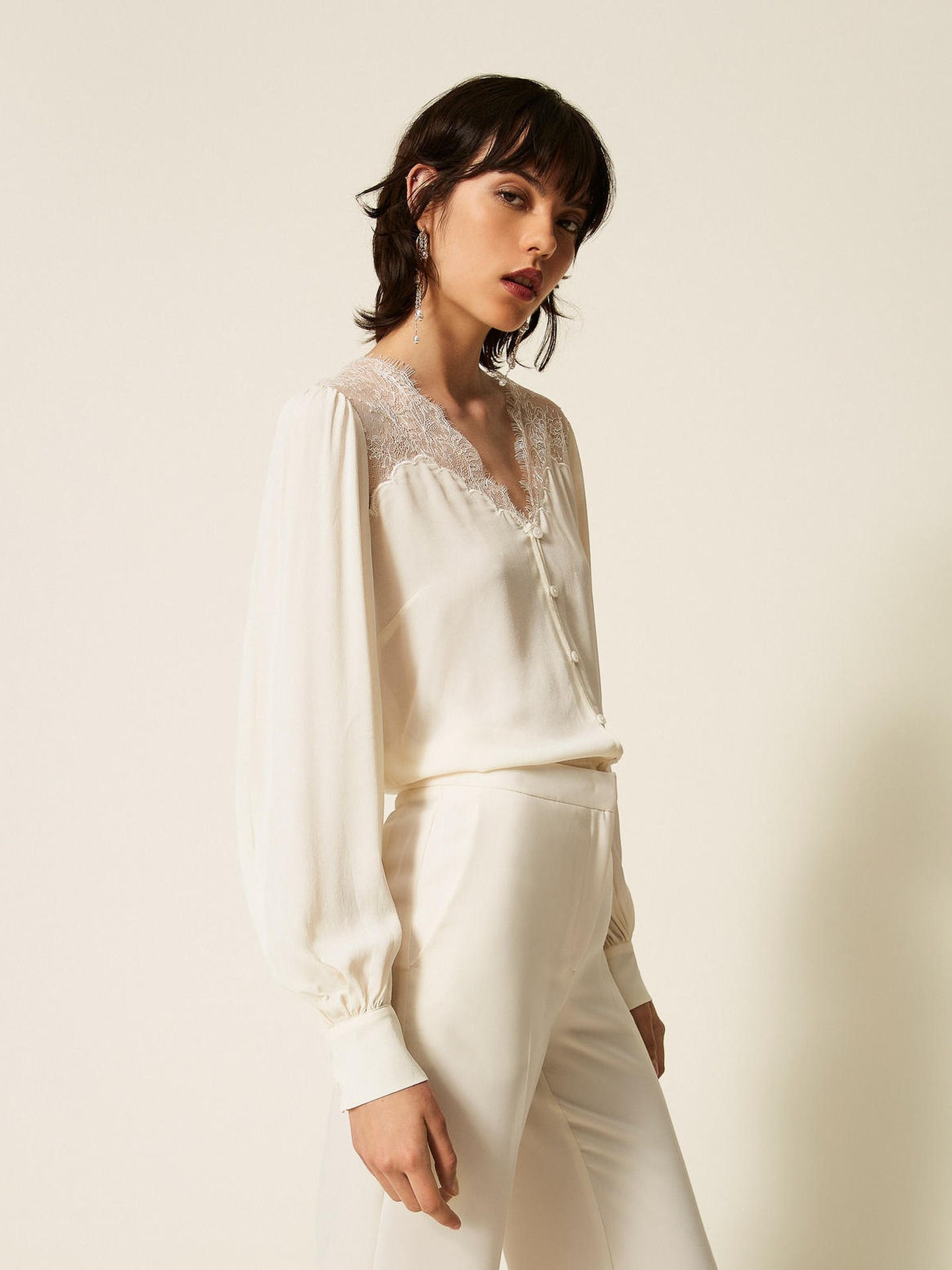 Camisa em Jacquard com Renda