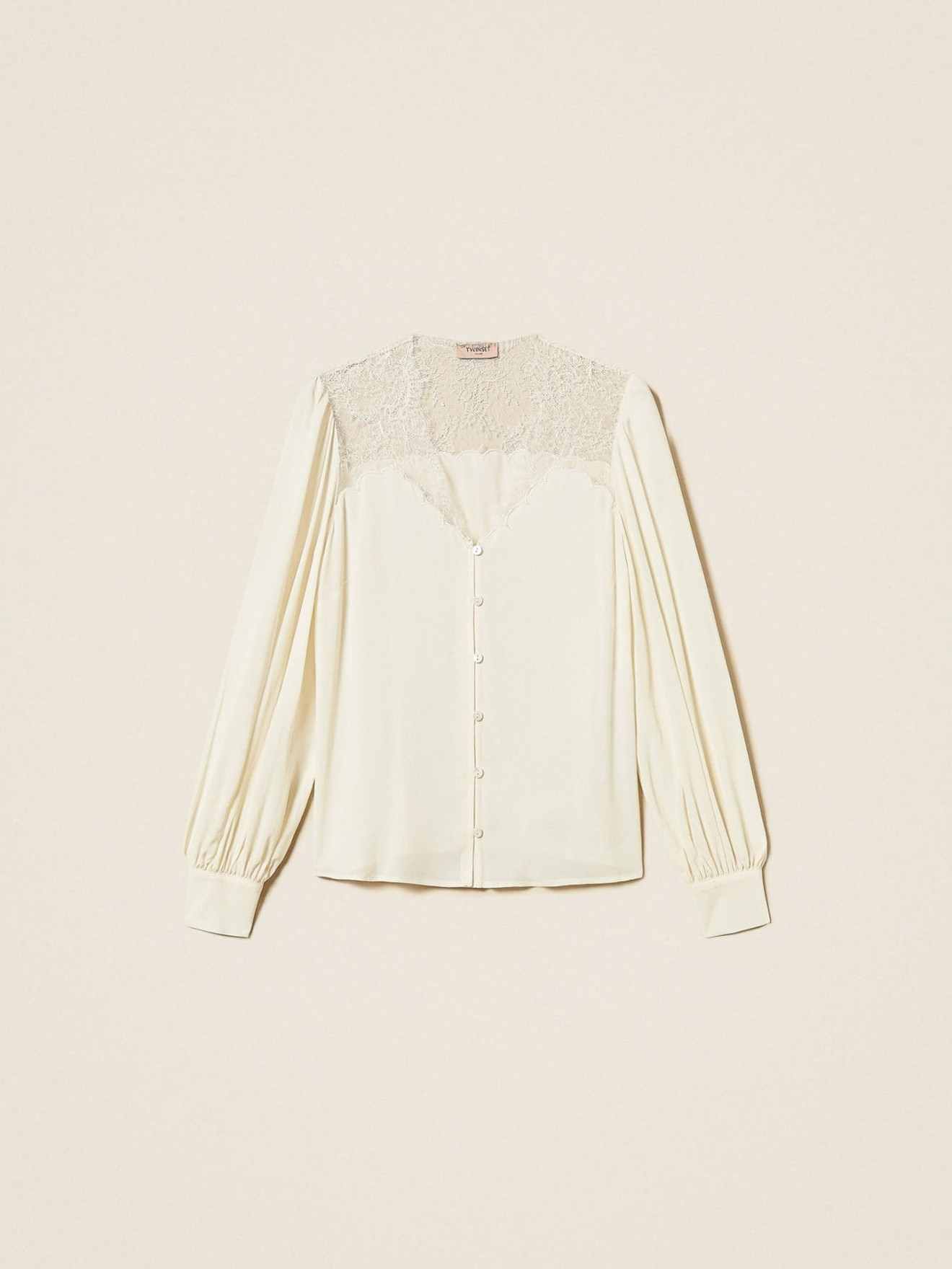 Camisa em Jacquard com Renda