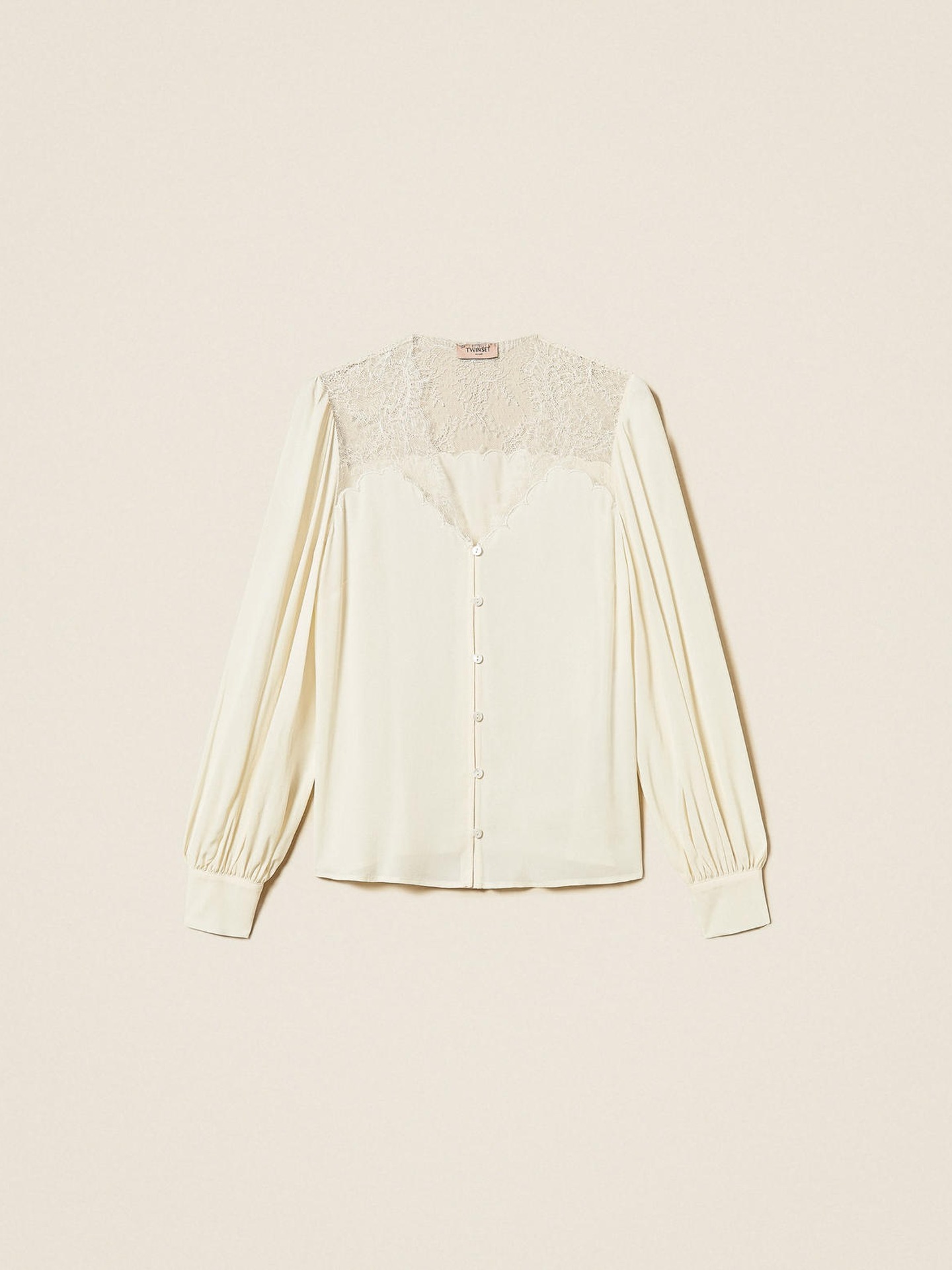 Camisa em Jacquard com Renda