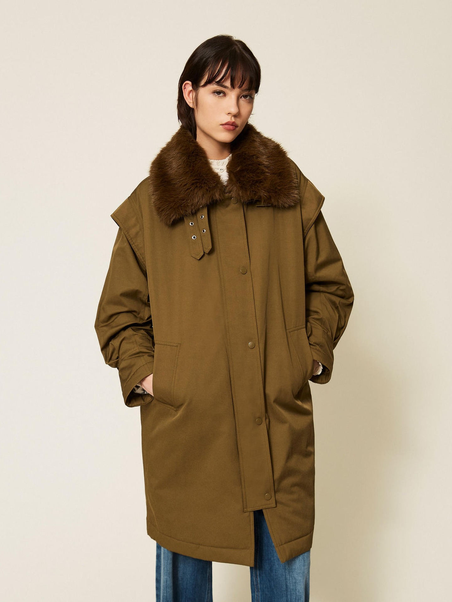 Parka com Gola de pelo Sintético