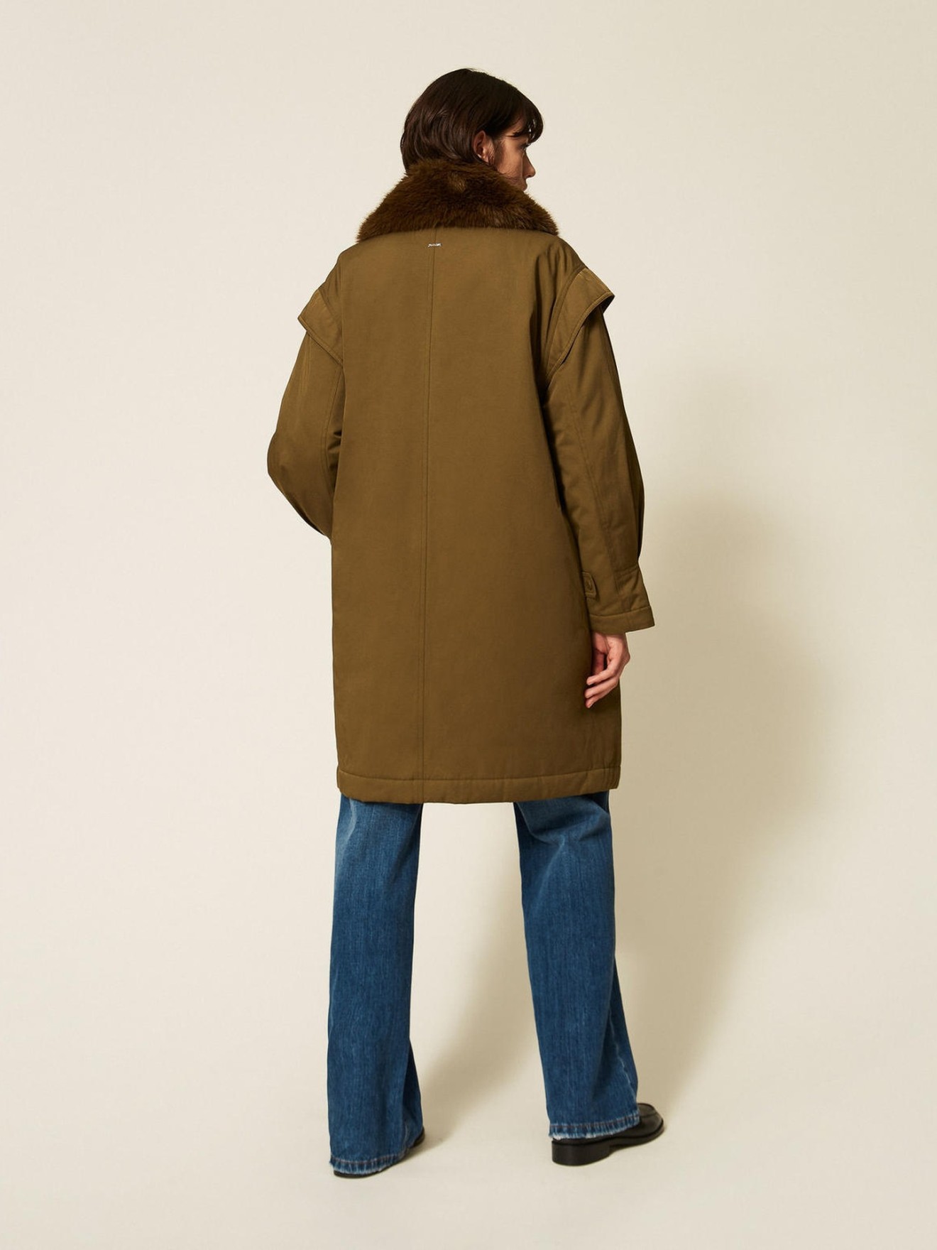Parka com Gola de pelo Sintético