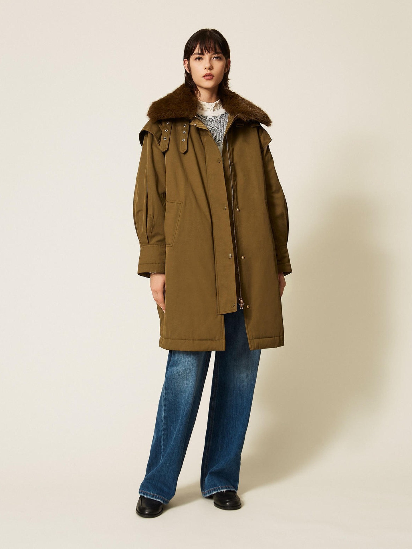 Parka com Gola de pelo Sintético