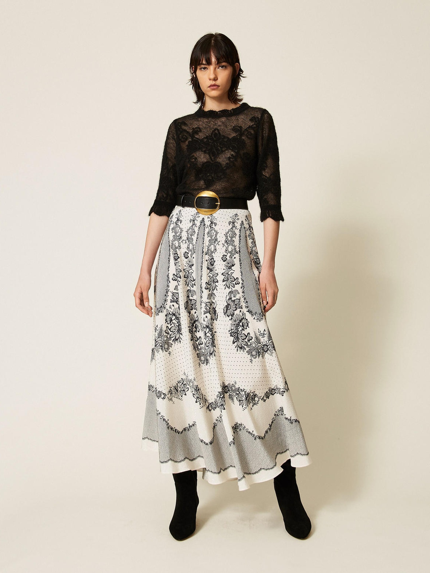 Saia Comprida em Cetim Jacquard