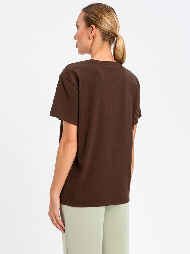 T-shirt com Relevo