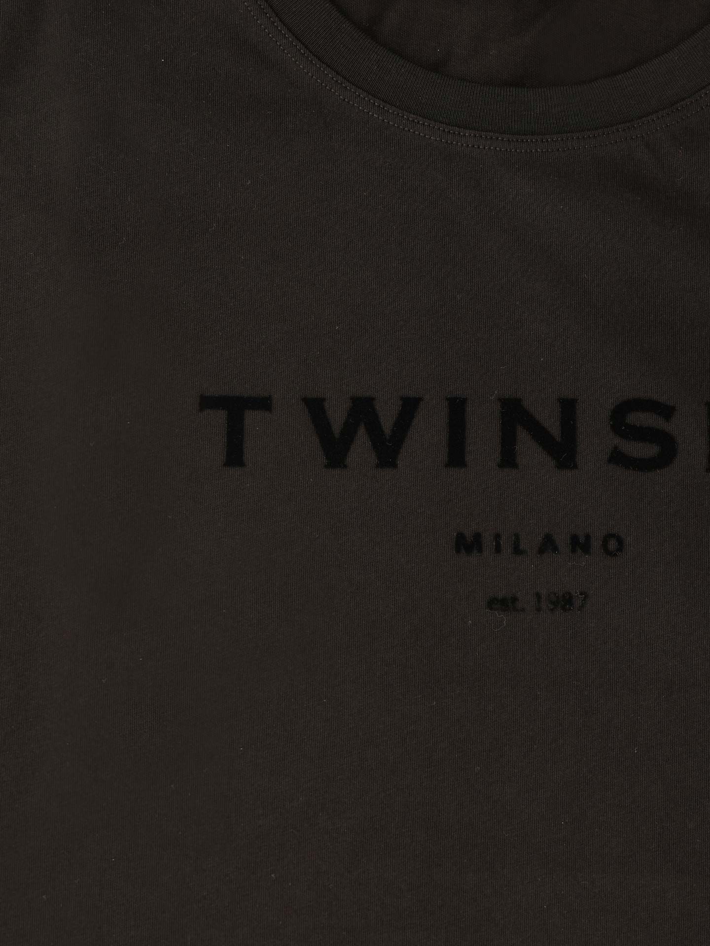 T-shirt com Logo e Renda