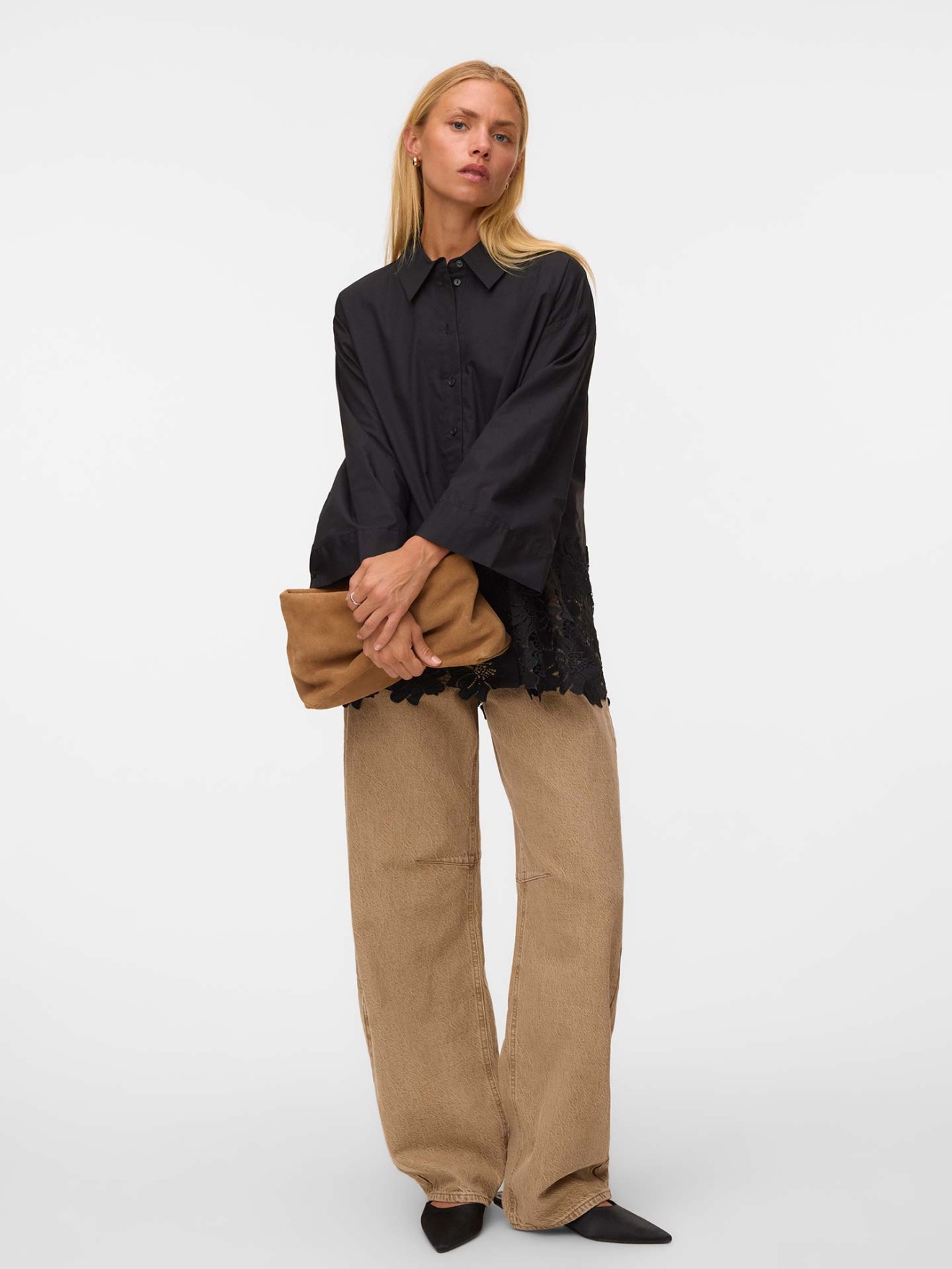 Blusa com Pormenor de Renda