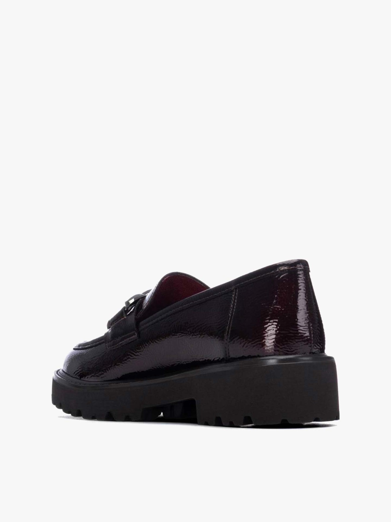 Mocassins com Acabamento em Verniz