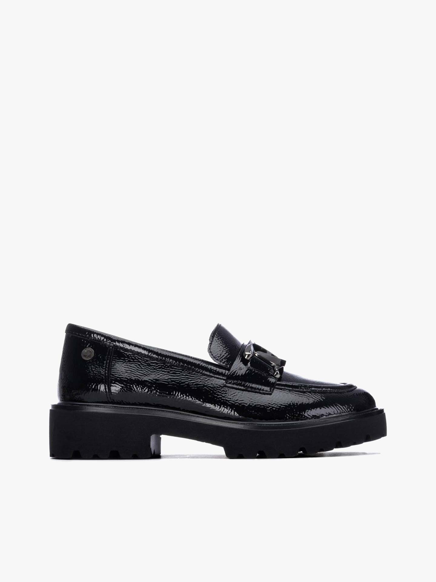 Mocassins com Acabamento em Verniz