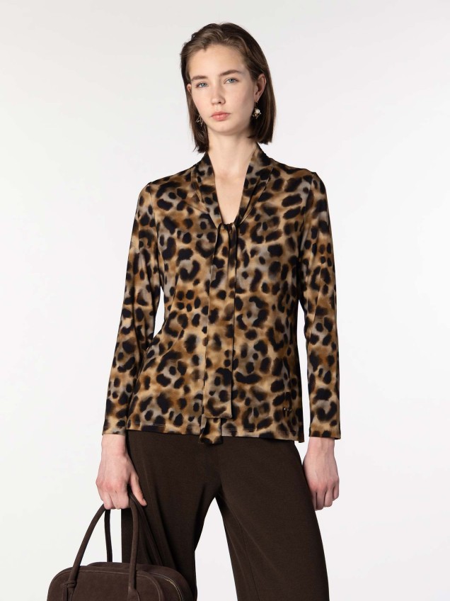 Blusa Animal Print com Laçada