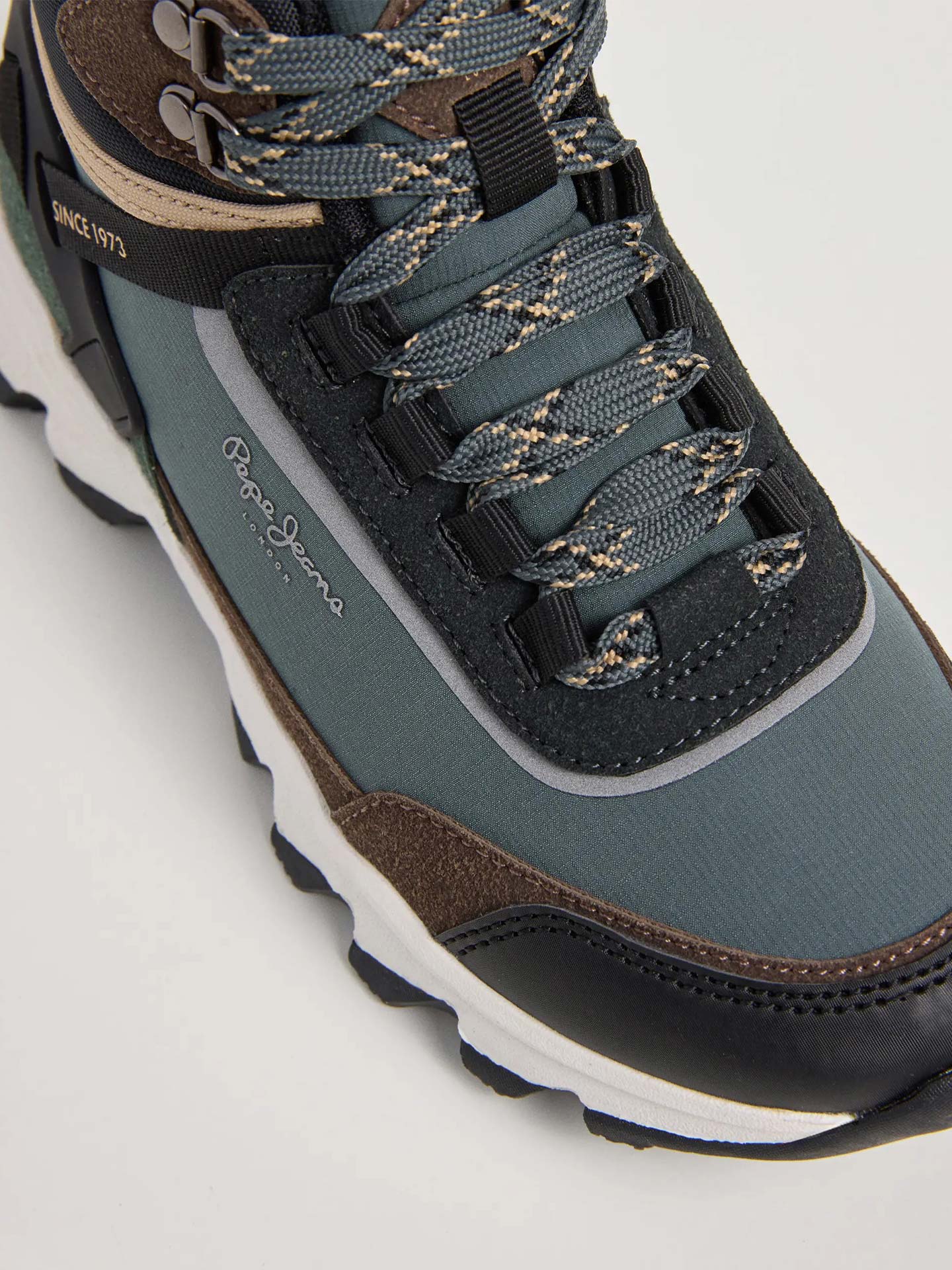 Botas PEAK HIKE B