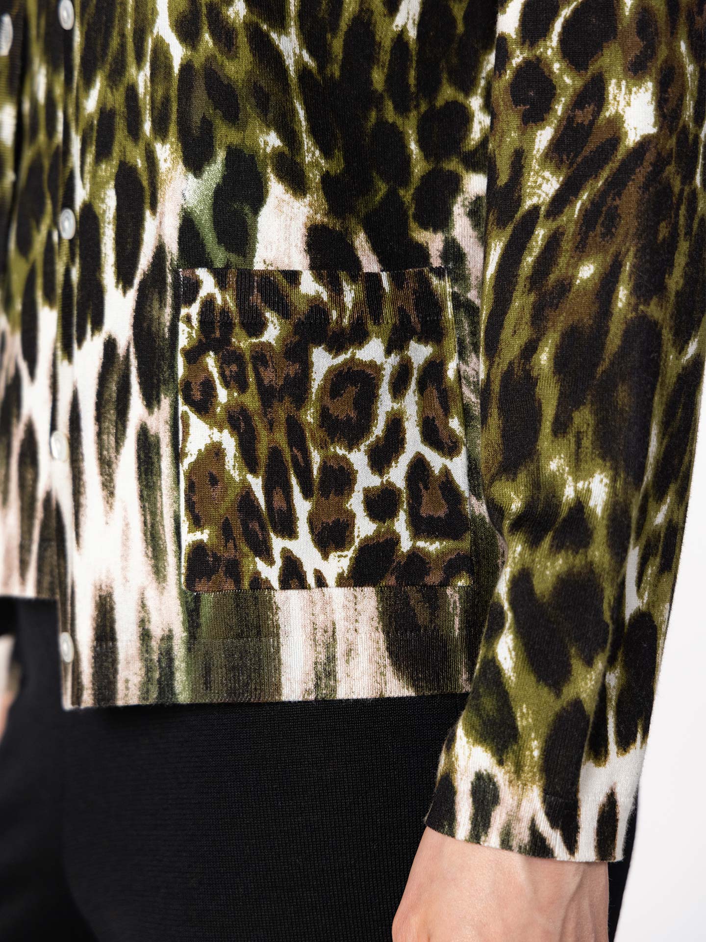 Conjunto de Duas Peças em Malha com Animal Print