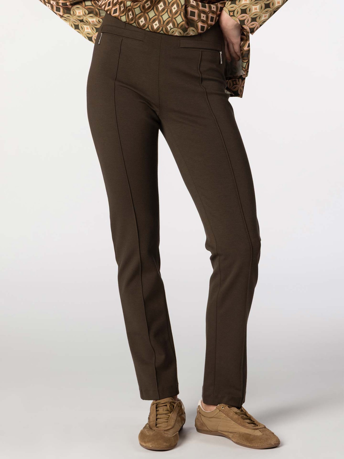 Cal�as Slim Fit com Costura Frontal
