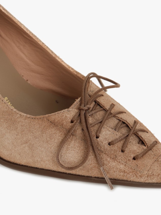 Sapatos de Salto Médio