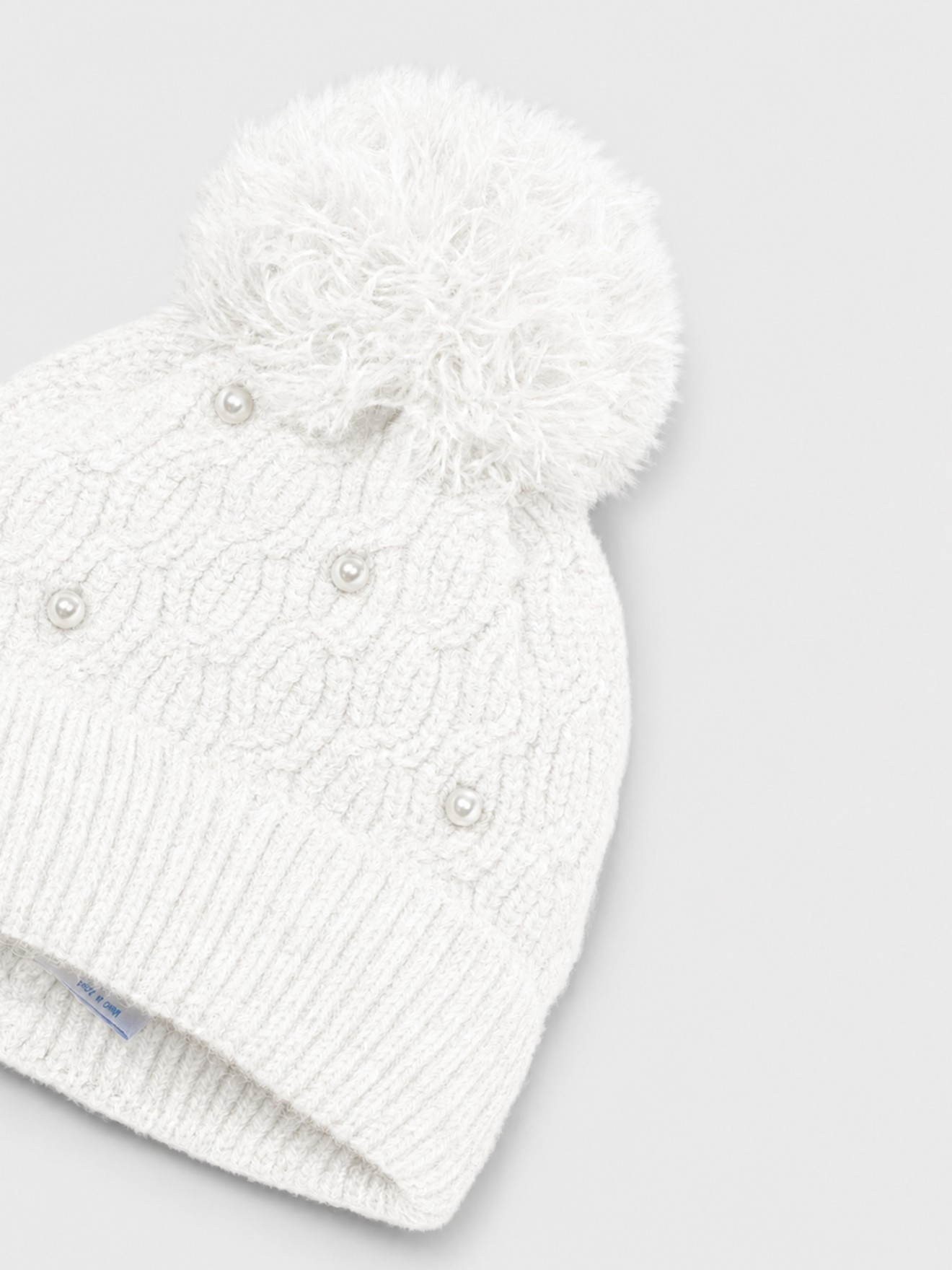 Gorro de Malha com Pérolas