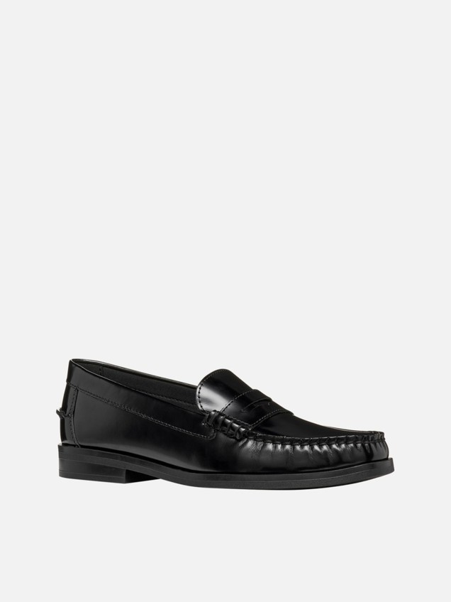 Loafers em Pele