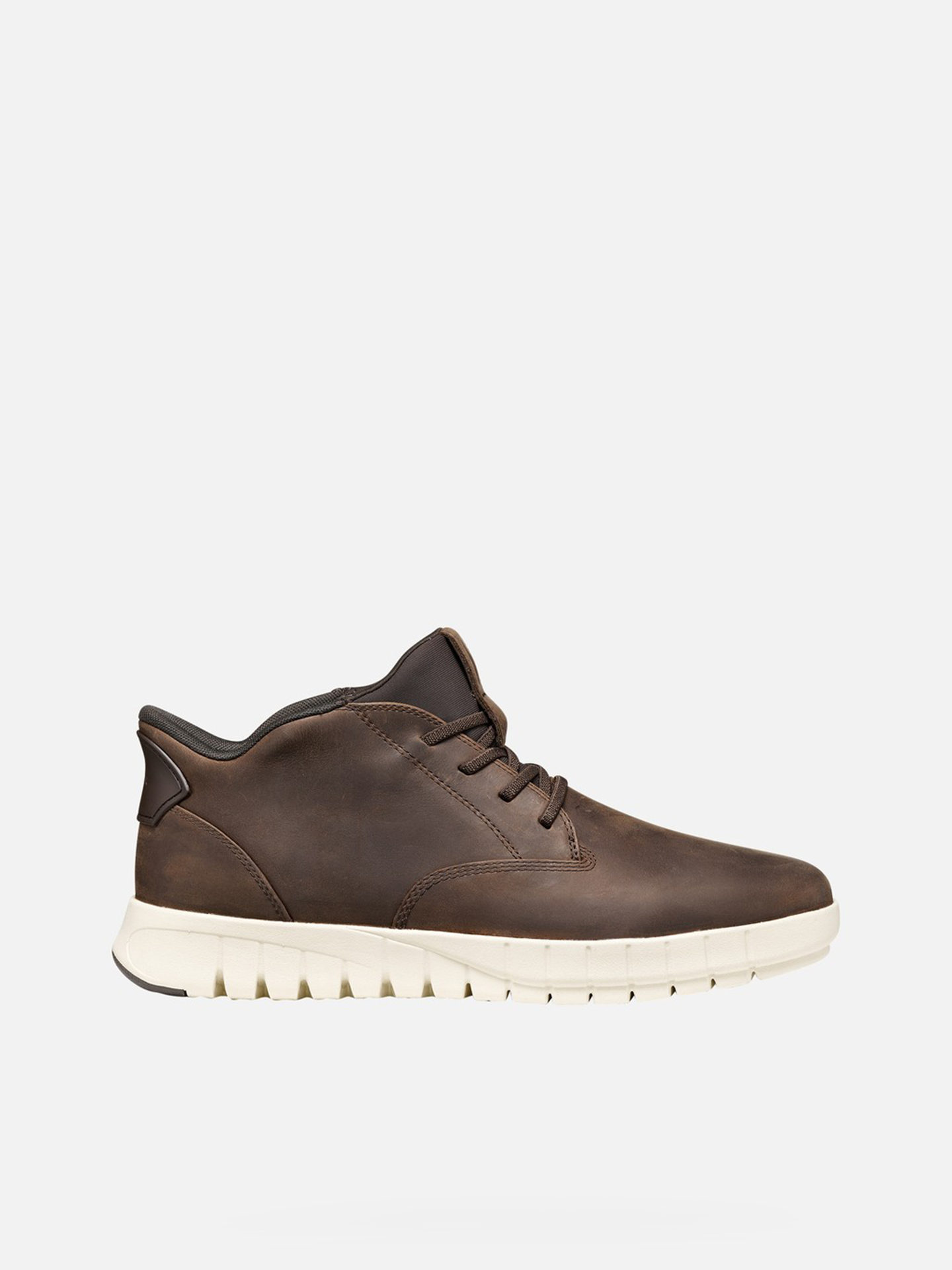 Botas em Pele