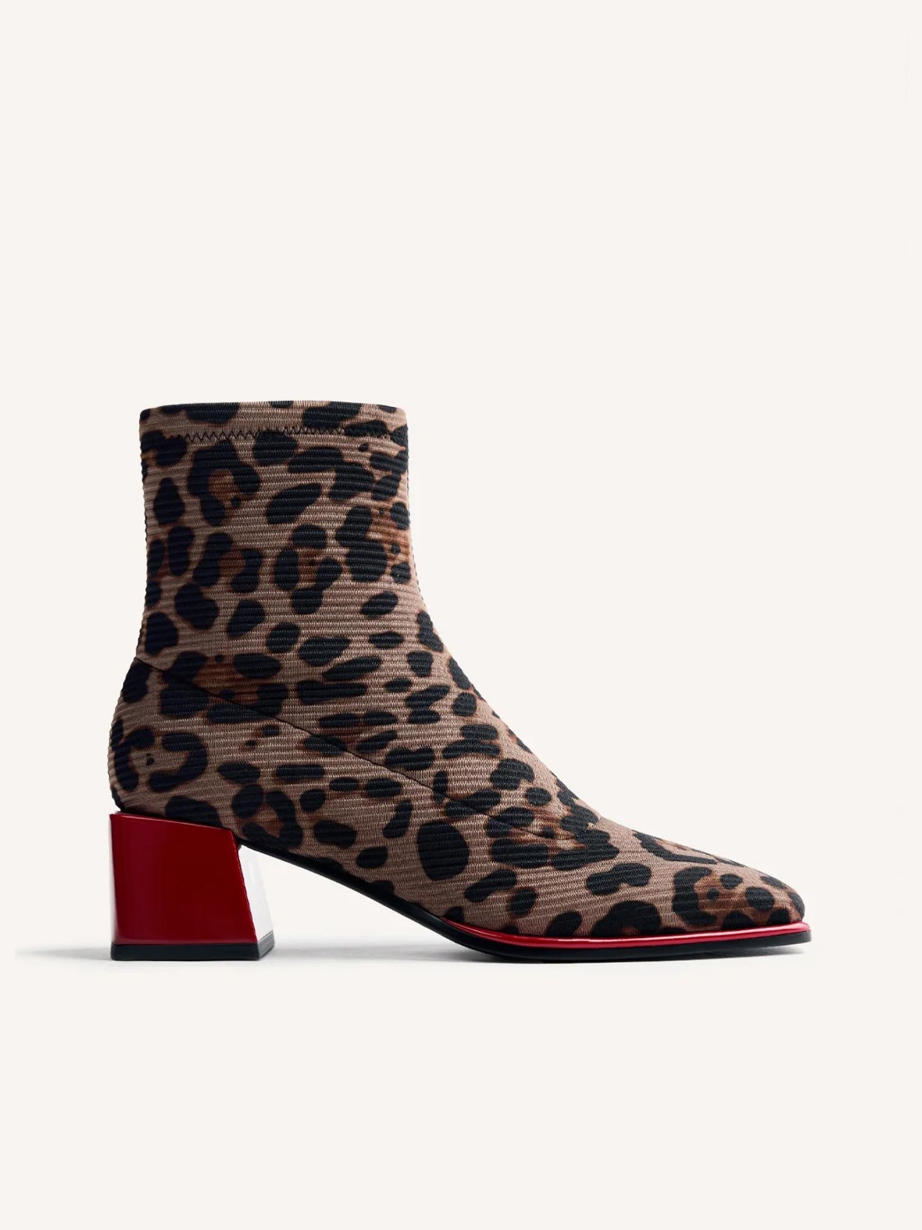 Botins com Salto de Bloco