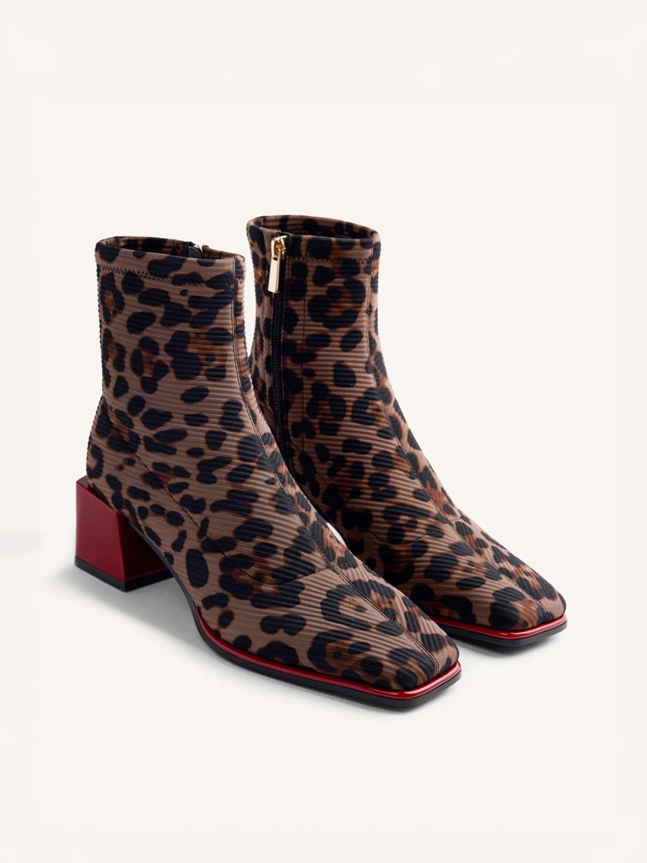 Botins com Salto de Bloco