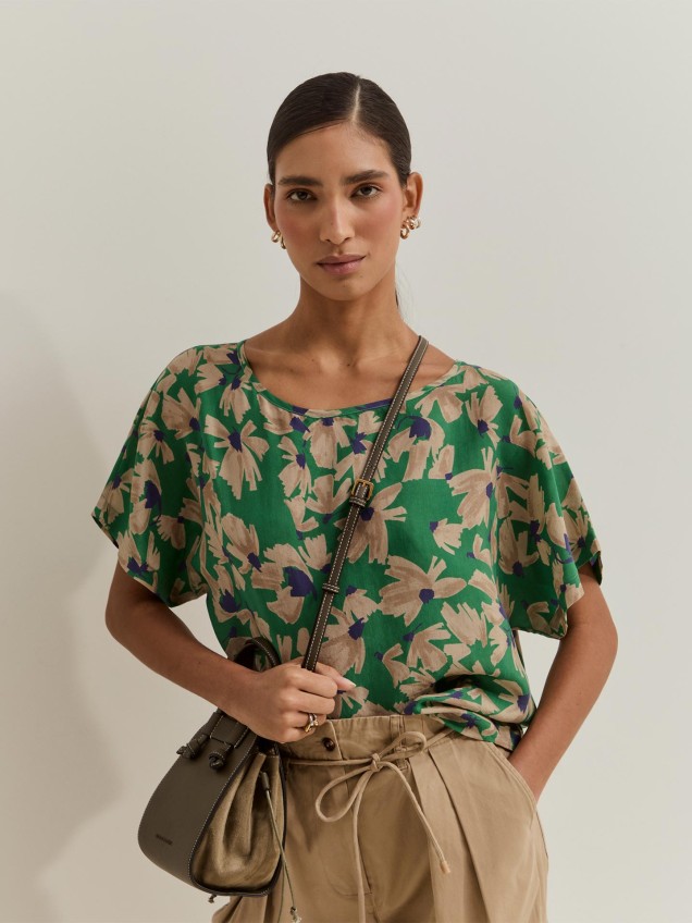 Blusa Floral em Liocel