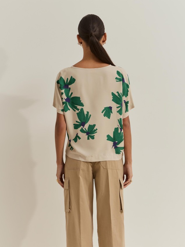 Blusa com Padrão Floral
