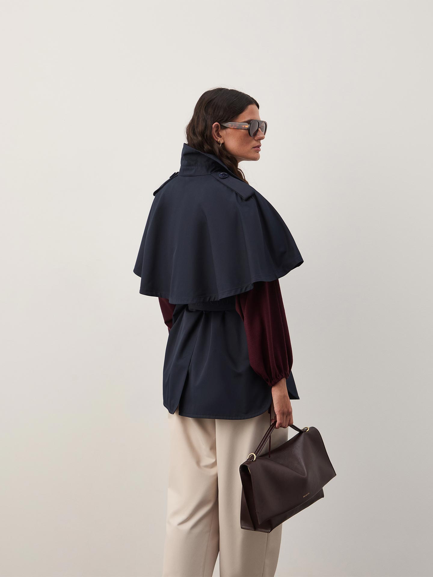 Gabardine em Forma de Capa