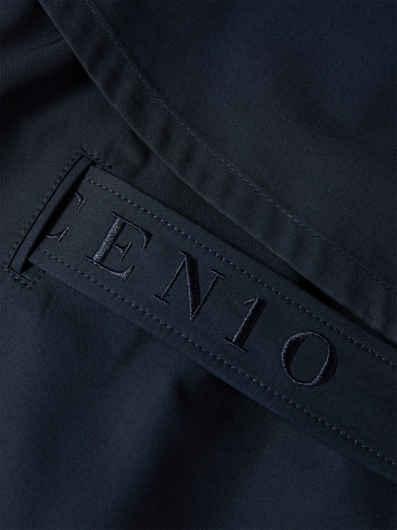 Gabardine em Forma de Capa